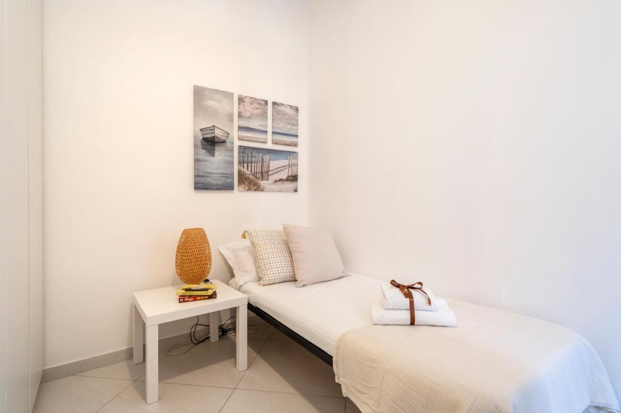 La Casa Di Gio - Stazione & Policlinico Apartment Bari Eksteriør bilde
