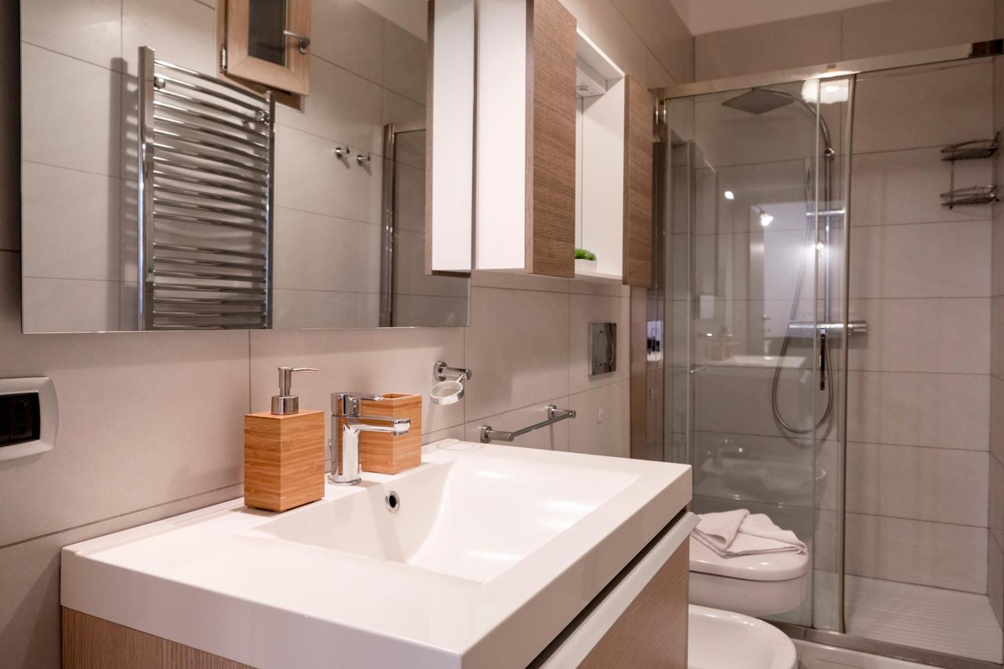 La Casa Di Gio - Stazione & Policlinico Apartment Bari Eksteriør bilde