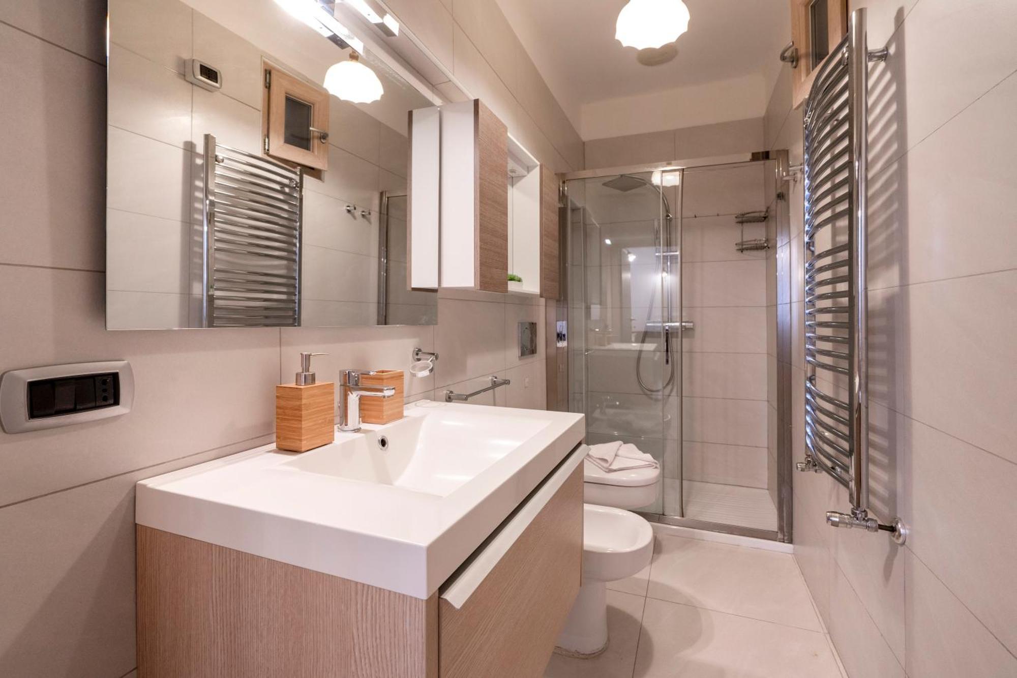 La Casa Di Gio - Stazione & Policlinico Apartment Bari Eksteriør bilde